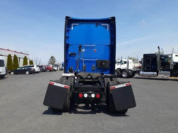 2019 Kenworth T680 image 4