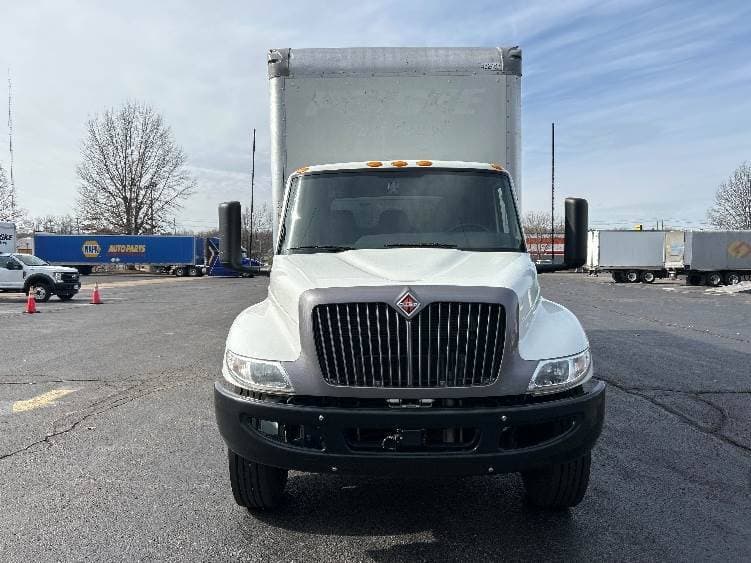 2022 International MV607 Box Truck - 220HP, 6 Speed Automatic, Roll up Door image 2