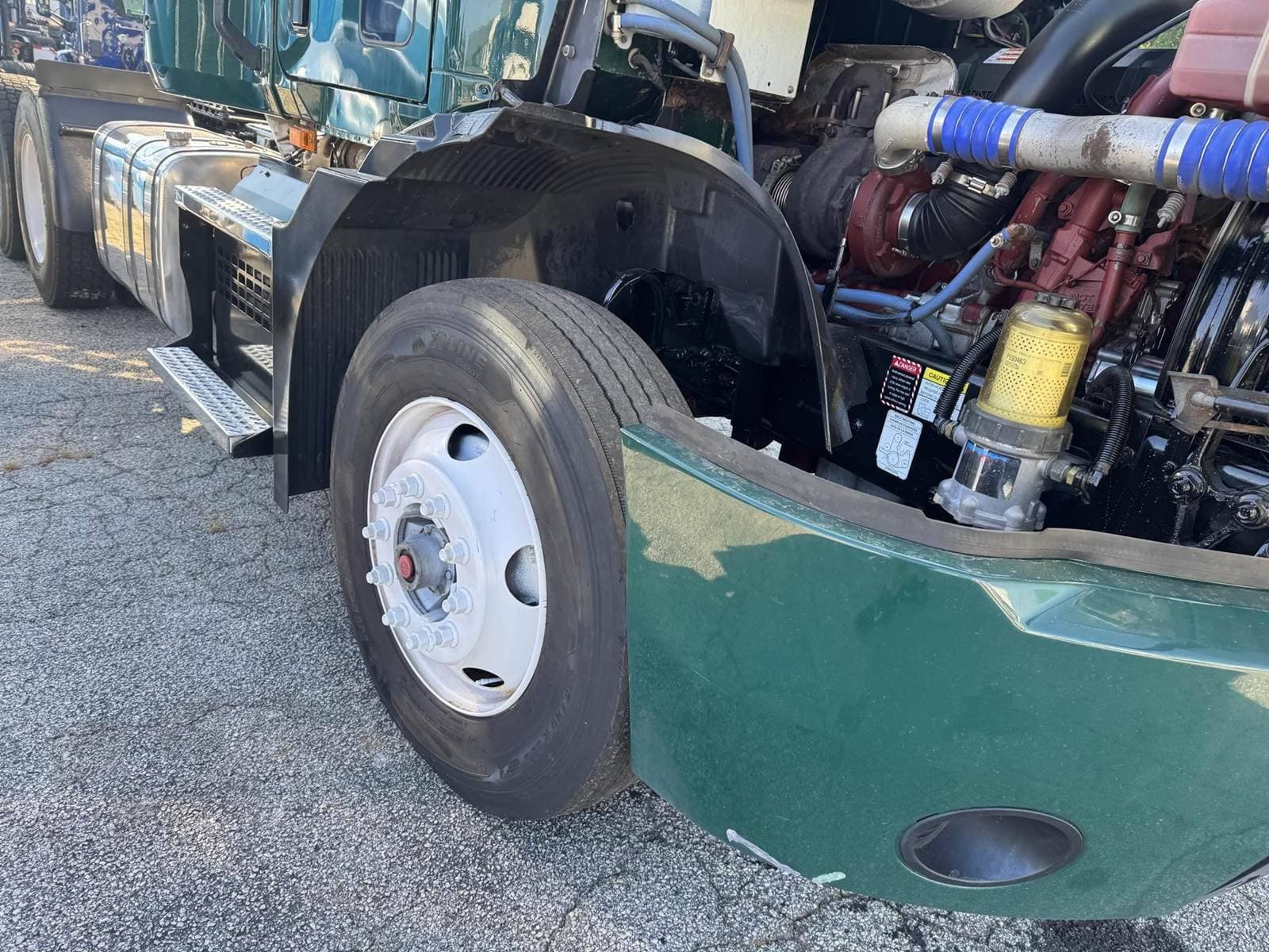 2020 Mack Anthem 64T Day Cab Truck image 13