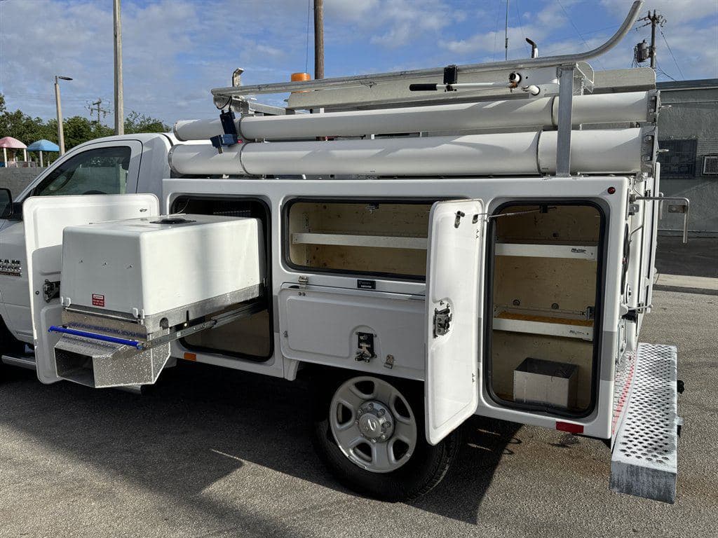 2016 Ram 3500 Tradesman image 24