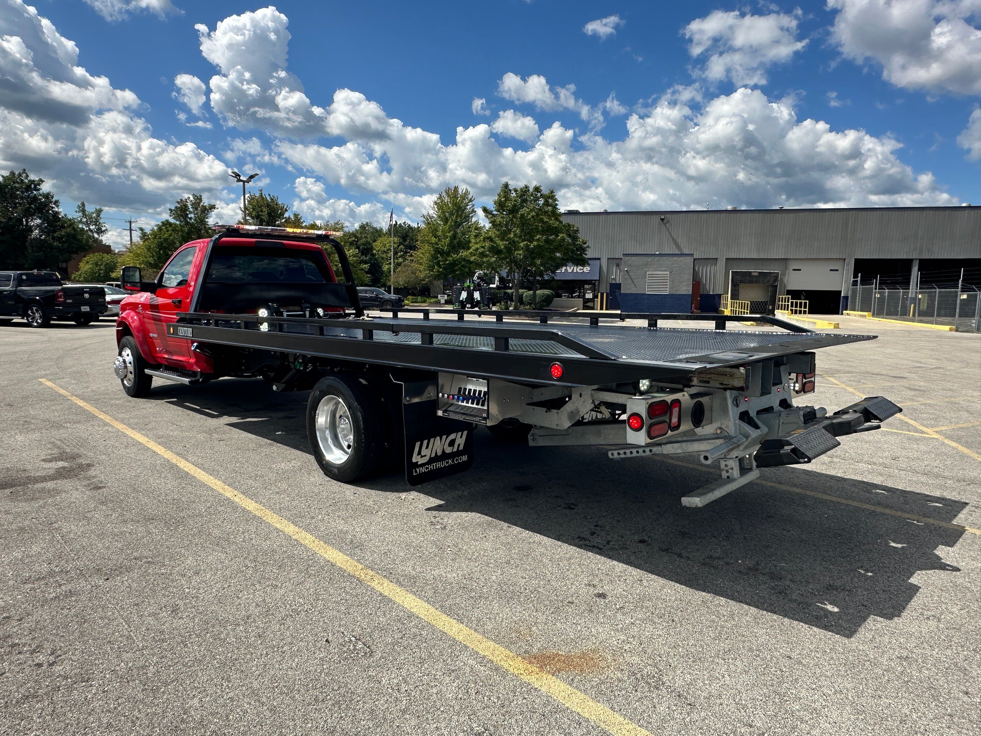 2024 Ram 5500 Chassis SLT WITH A CENTURY 19.5' STEEL CARRIER  (SK#: 5946C) image 4