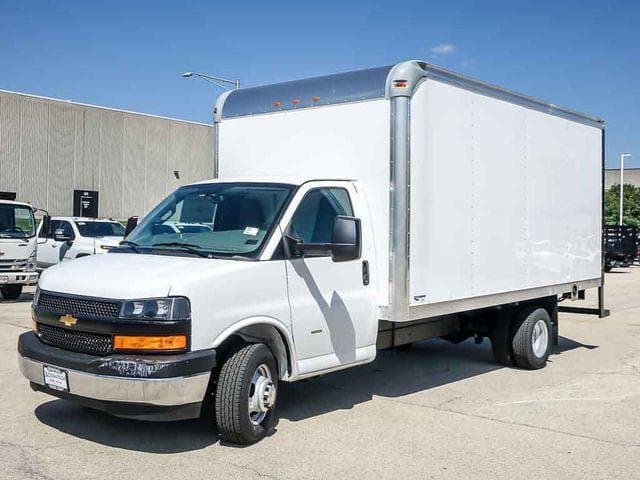 2026 Chevrolet Express 3500 Work Van Cutaway image 7