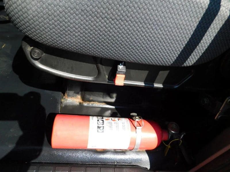 2018 Hino 338 image 15