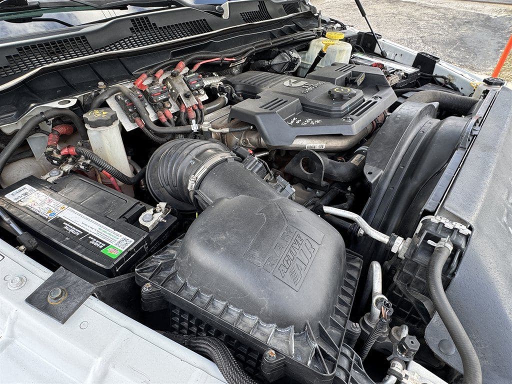 2017 RAM 5500 image 43