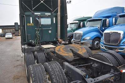 2019 Kenworth T680 image 3