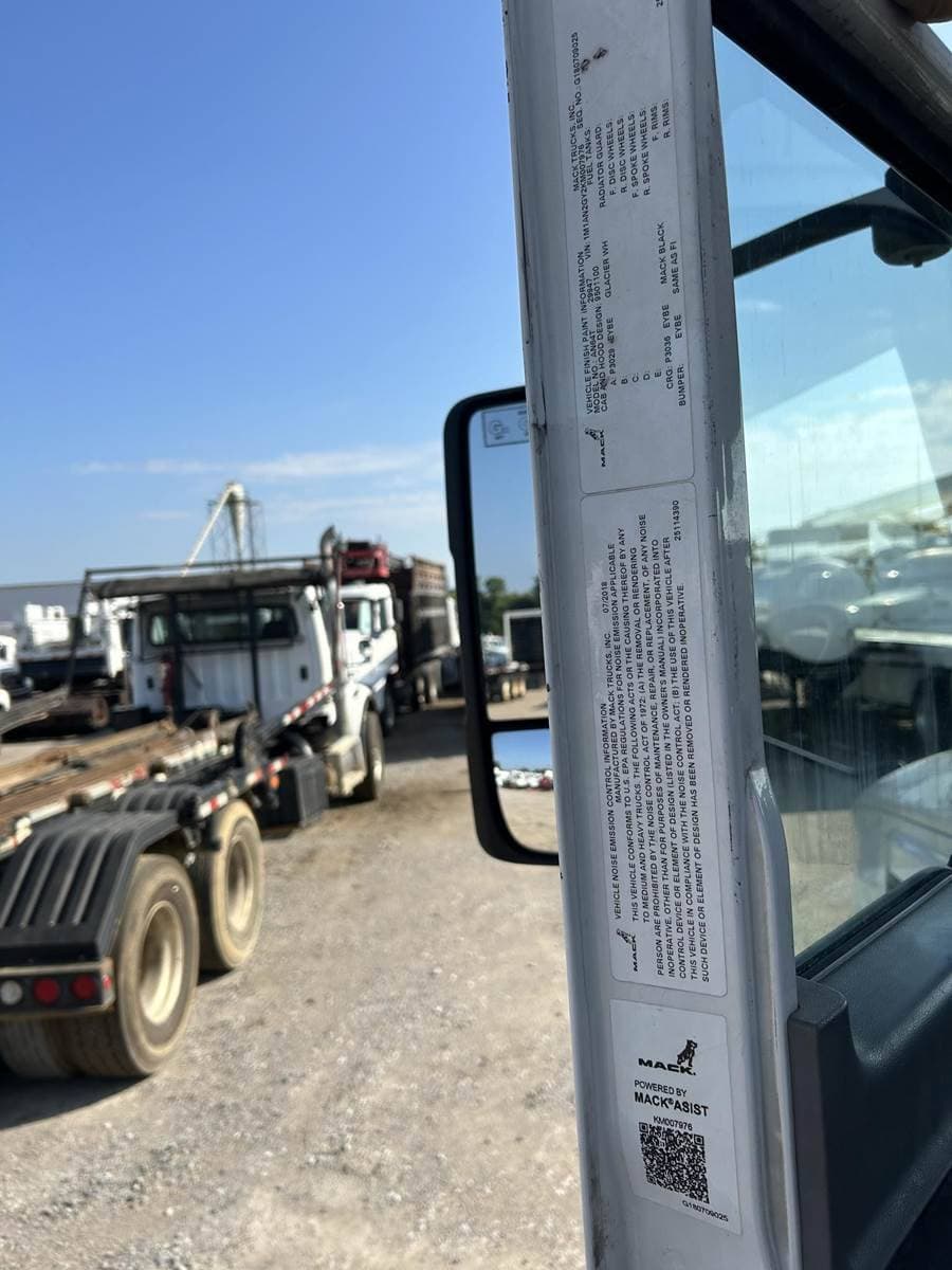 2019 Mack Anthem 64T Day Cab Truck - MP7 395HP, 12 Speed M Drive Amt image 9