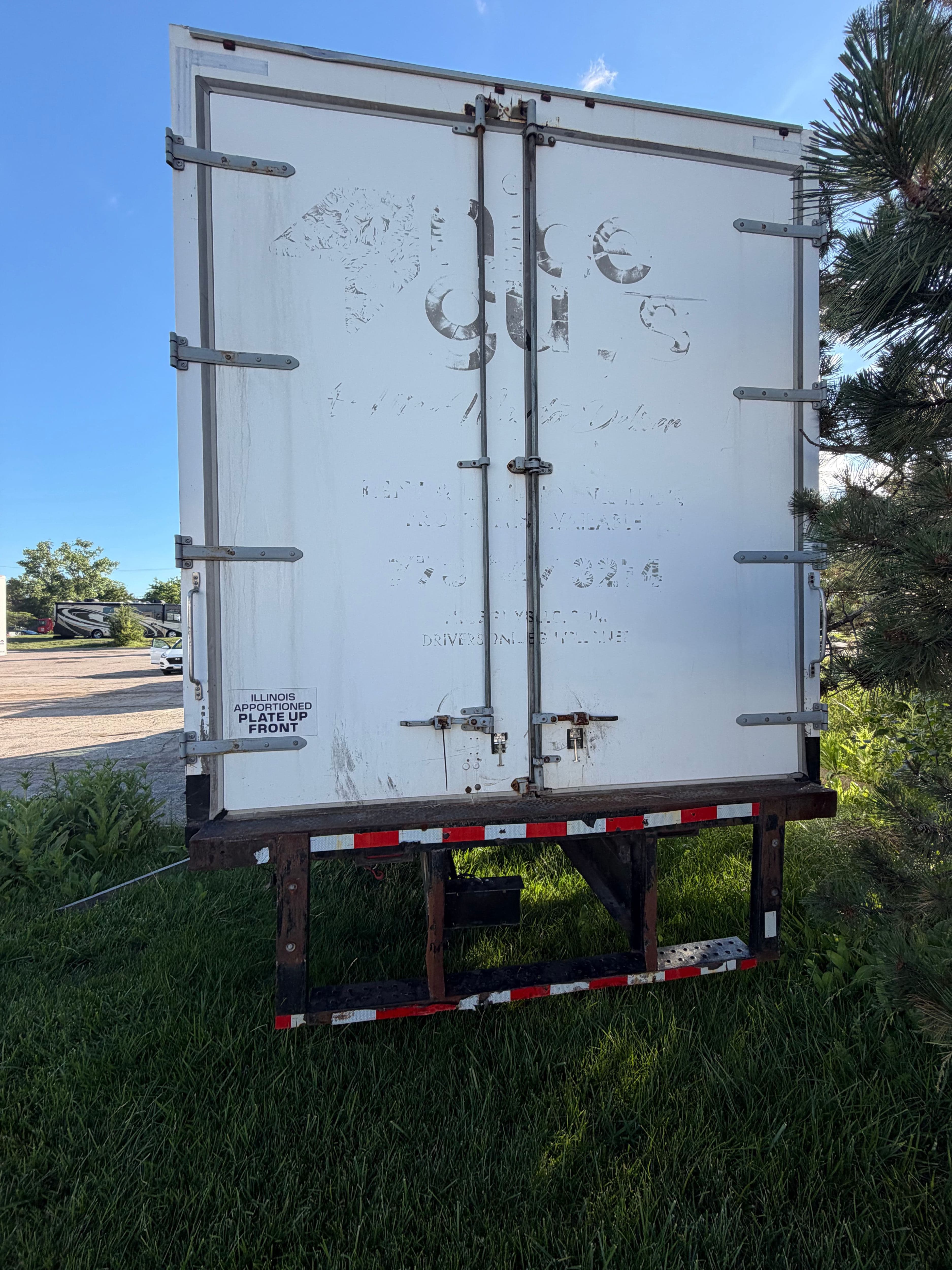 2019 Freightliner M2 image 3