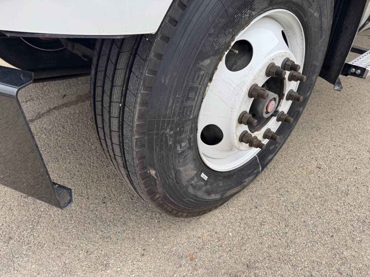 2022 Mack MD6 image 9