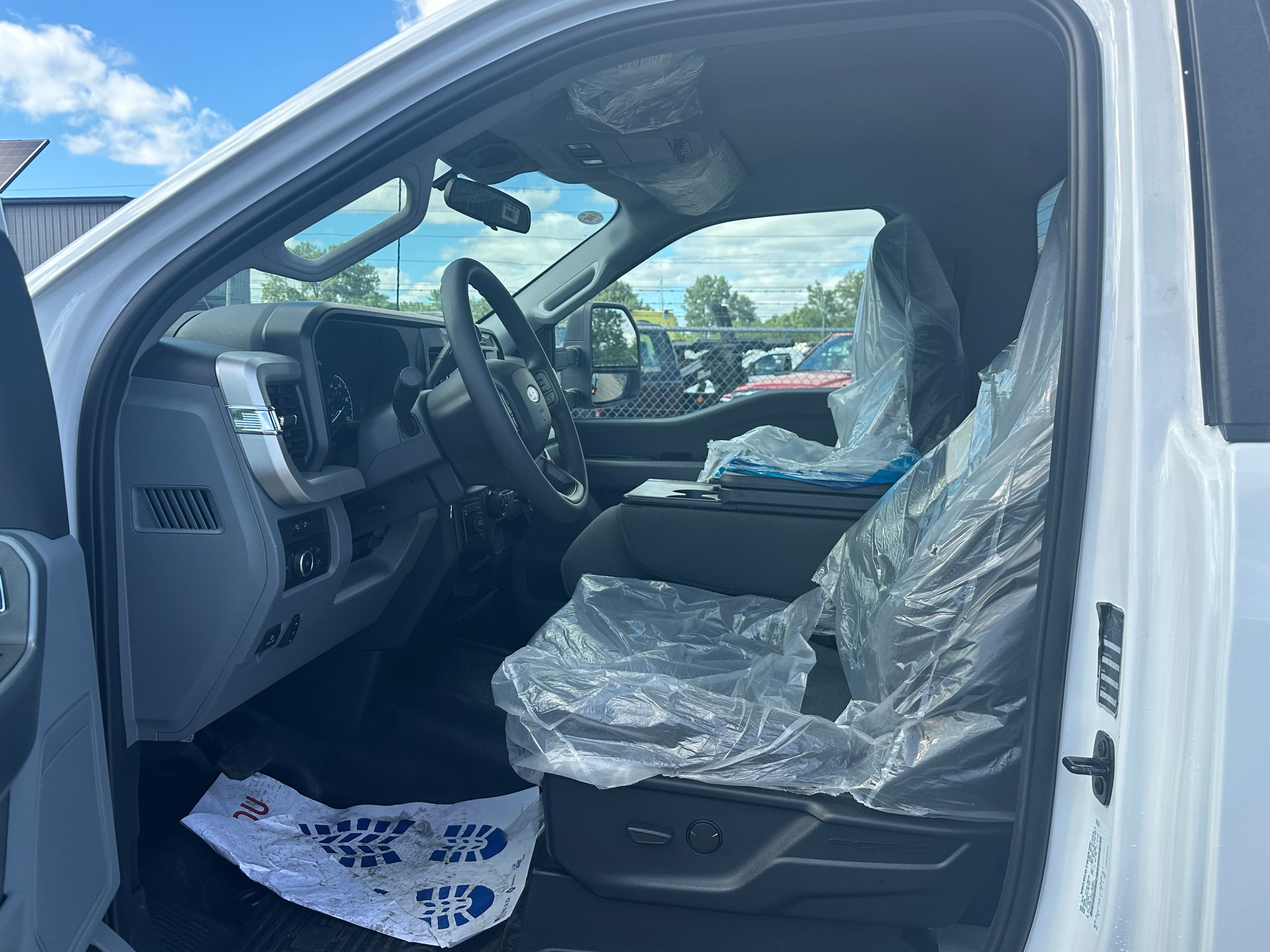 2024 Ford F-550 F Series Super Duty XL WITH A CENTURY 19.5' STEEL CARRIER  (SK#: 6049C) image 10