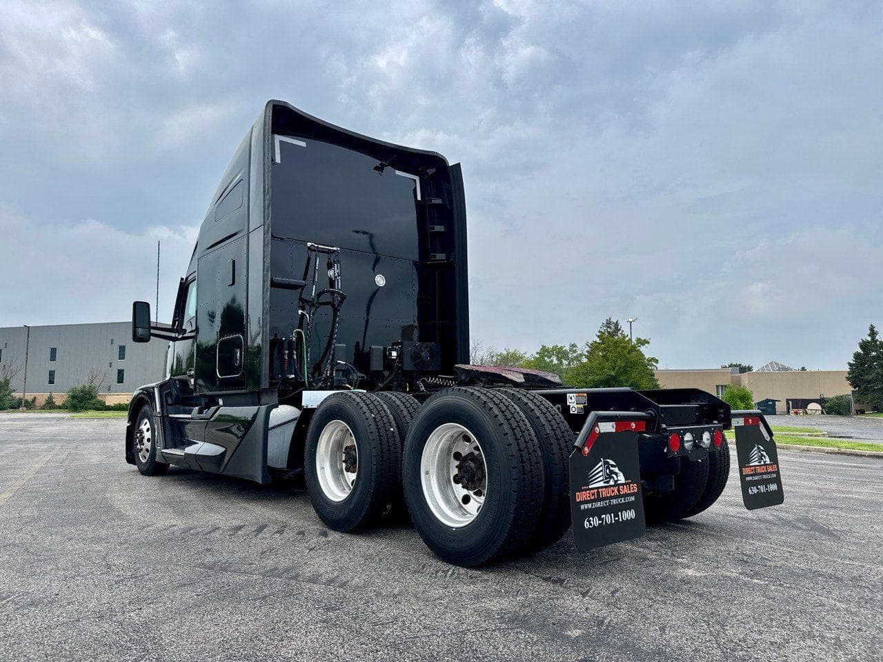 2023 Kenworth T680 image 6