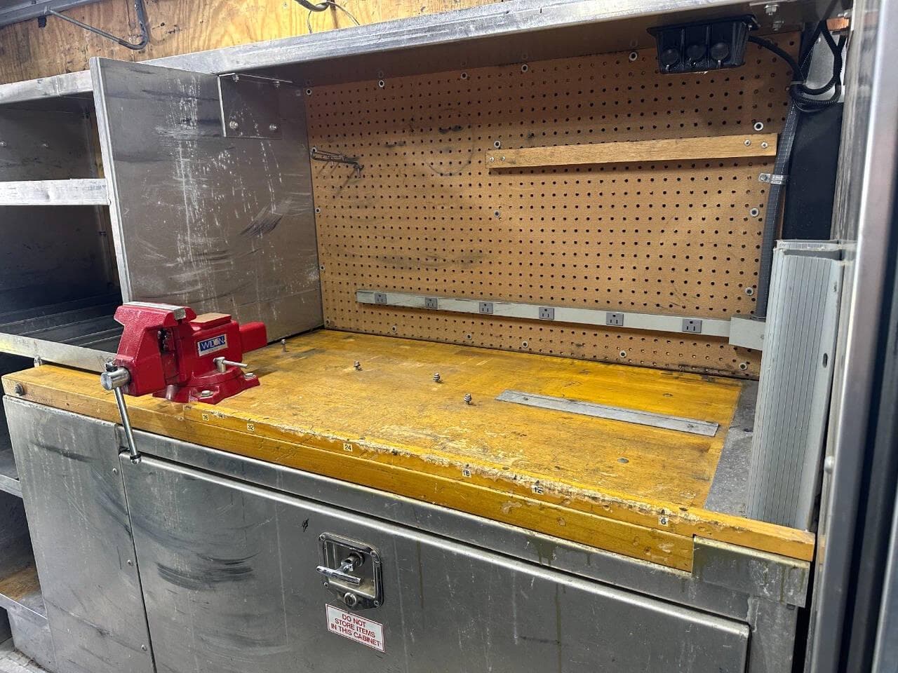 2016 Freightliner MT45 image 43