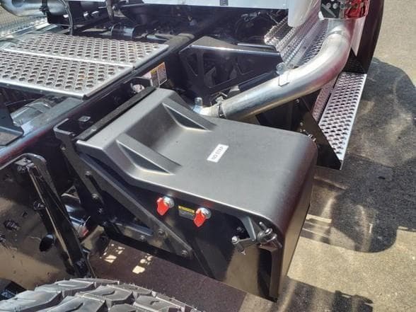 2026 Kenworth T880 image 11