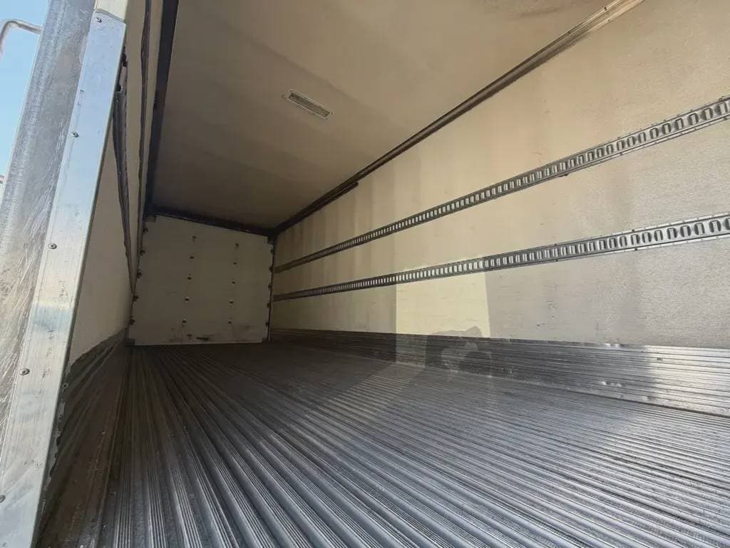 Used 2019 FREIGHTLINER Reefer/Refrigerated Truck - Food Truck, Box Truck - Straight Truck - BUSINESS CLASS M2 106 image 12