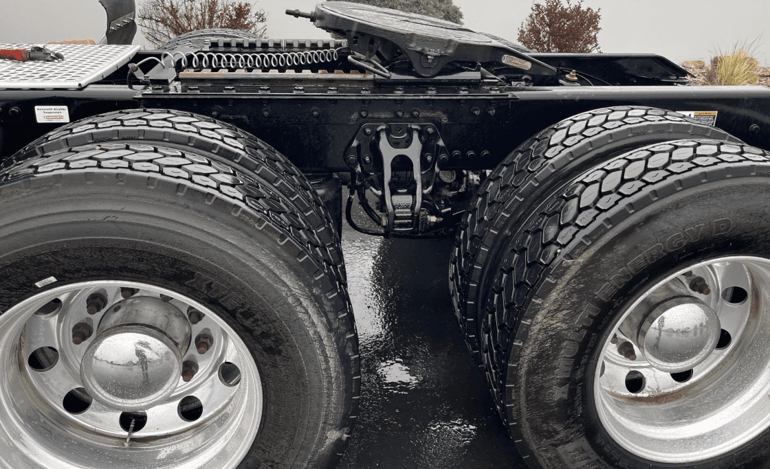 2020 Kenworth W9 Series image 5