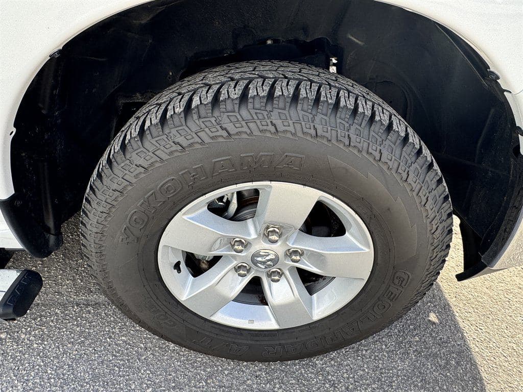 2020 Ram 1500 DS image 20