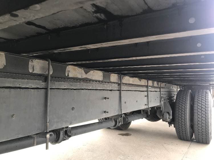 2022 International MV607 Box Truck - 220HP, 6 Speed Automatic, Roll up Door image 5