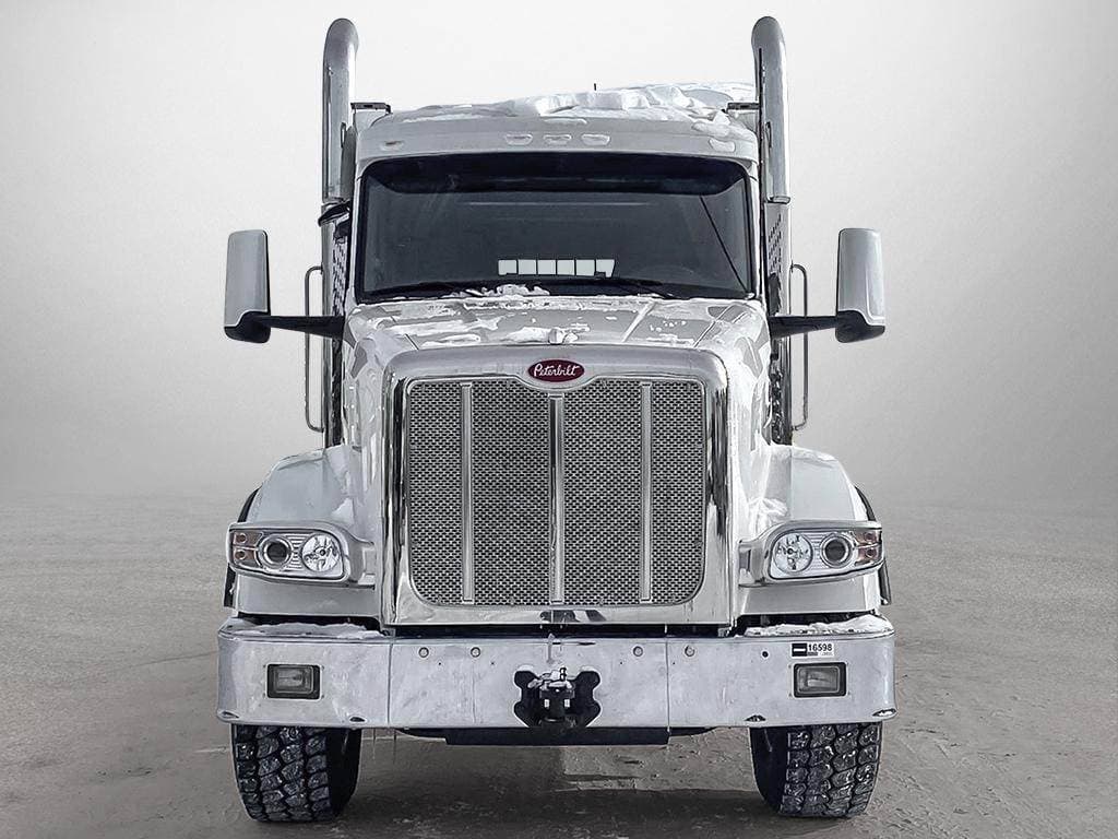 2024 Peterbilt 567 image 2