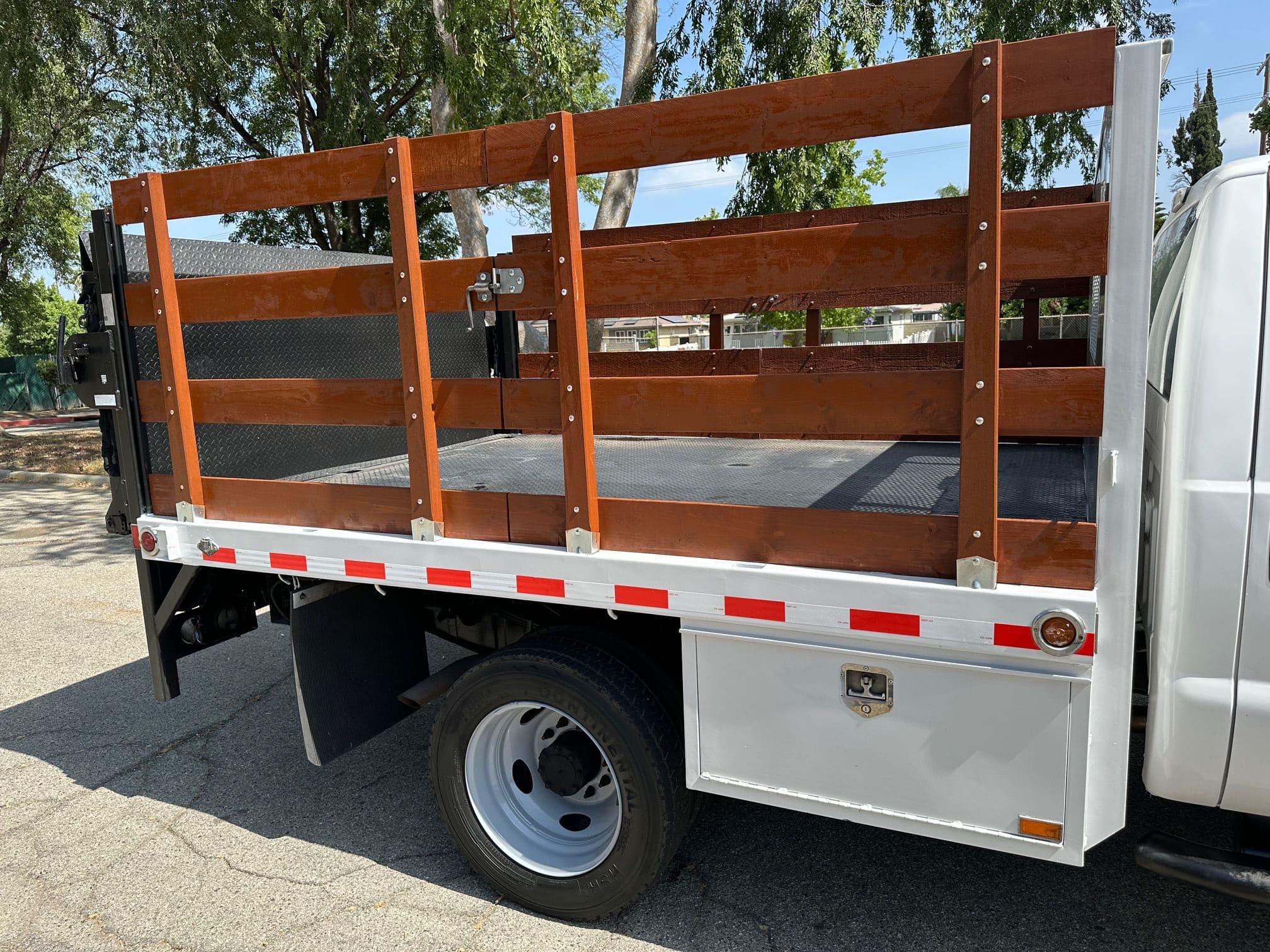 2009 FORD F450 SD Satke Bed with Liftgate 13398 image 10