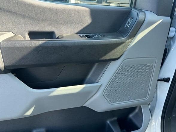 2024 Ford F550 image 11