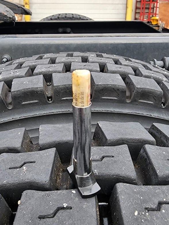 2023 Volvo VNL64T760 image 4