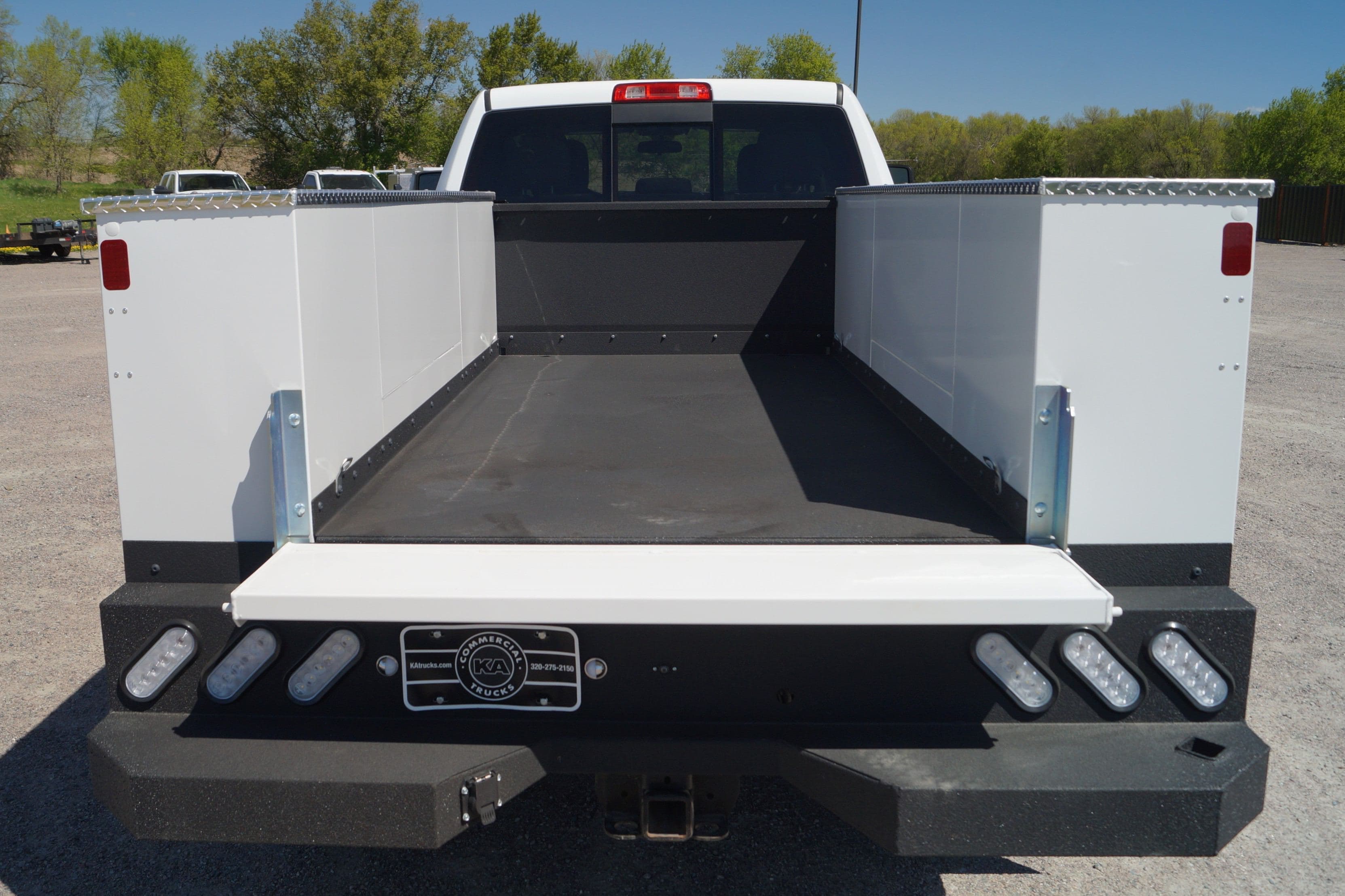 2024 RAM 2500 Tradesman - Service Utility Truck - 4WD 6.7L I6 Cummins image 27
