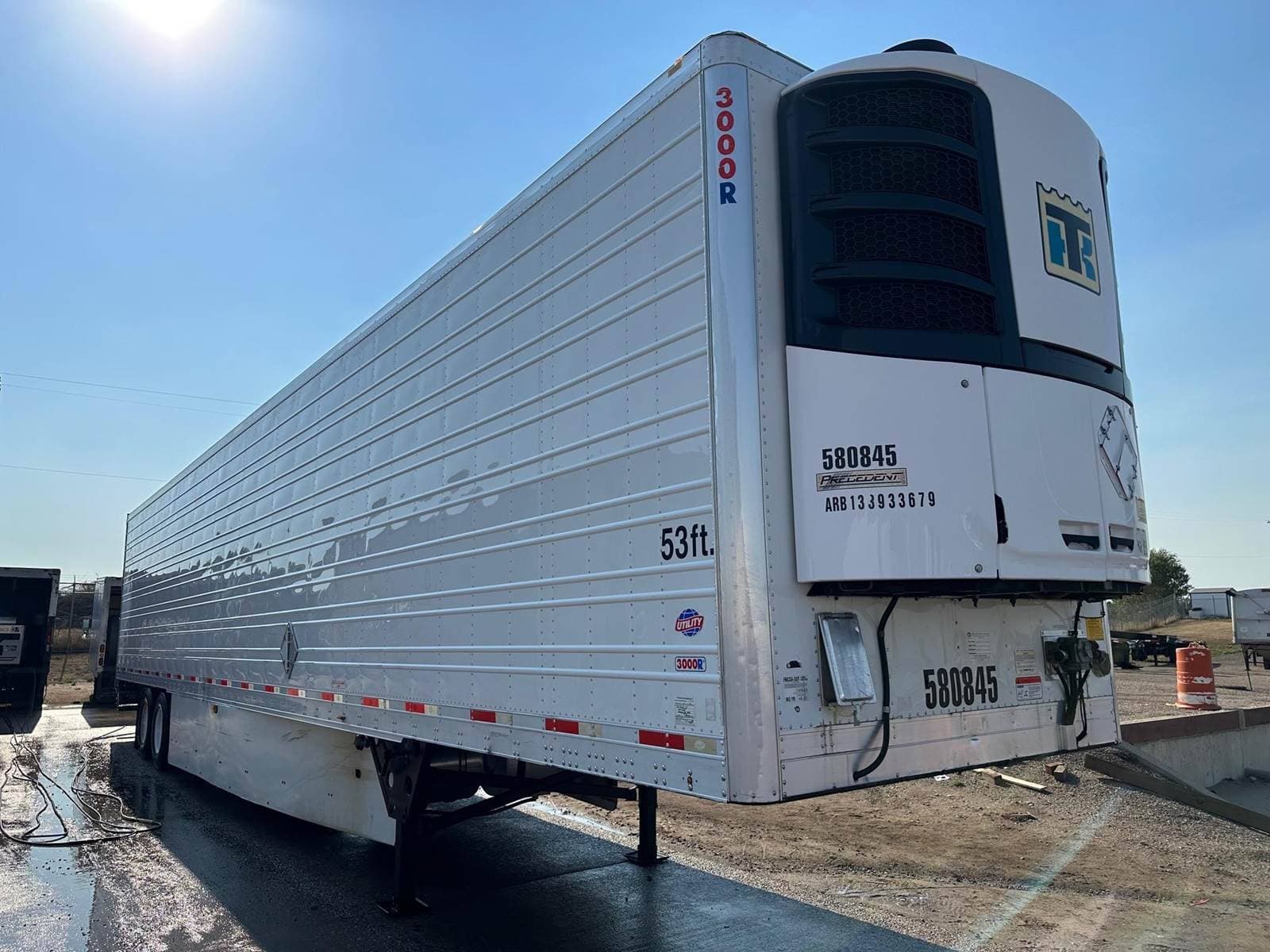 2014 Utility Reefer image 2