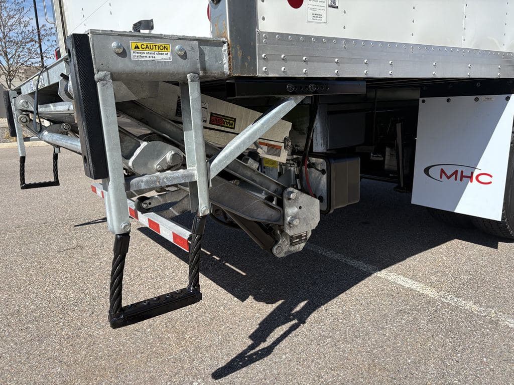 Used 2025 KENWORTH T380 image 14