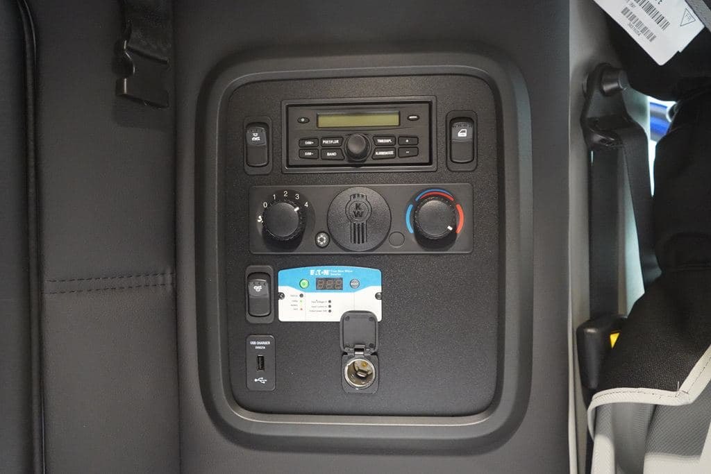 New 2027 KENWORTH W990 image 8
