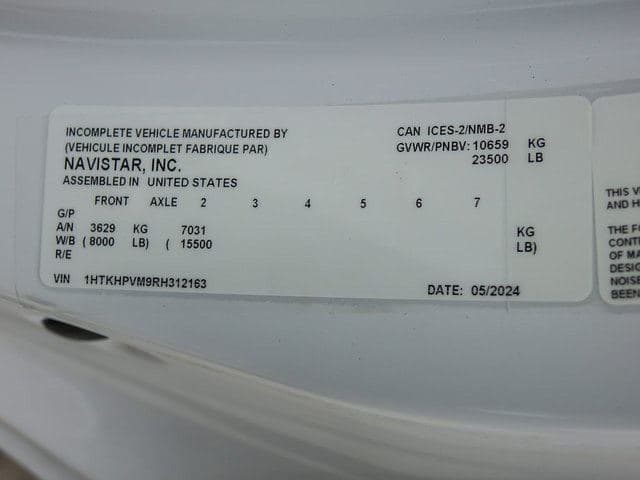 2024 Chevrolet Silverado 6500HD image 21