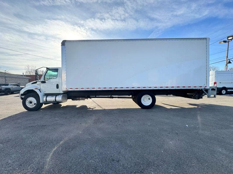 2020 International MV607 image 4