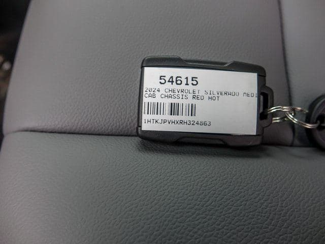 2024 Chevrolet Silverado 4500HD Work Truck image 24