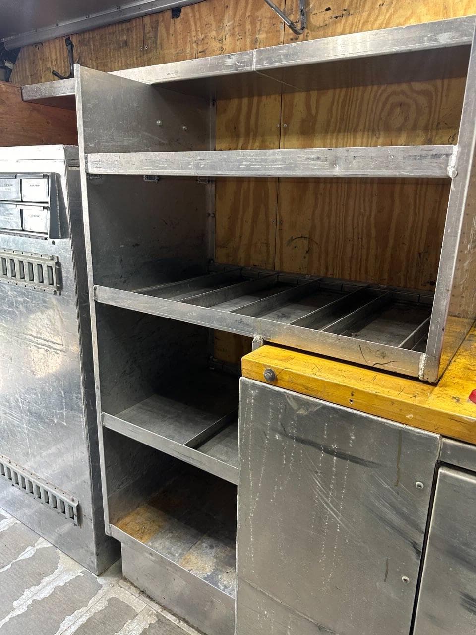 2016 Freightliner MT45 image 44