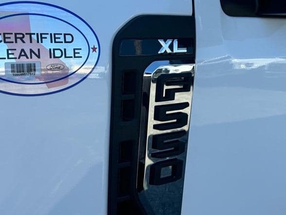 2024 Ford F550 image 22