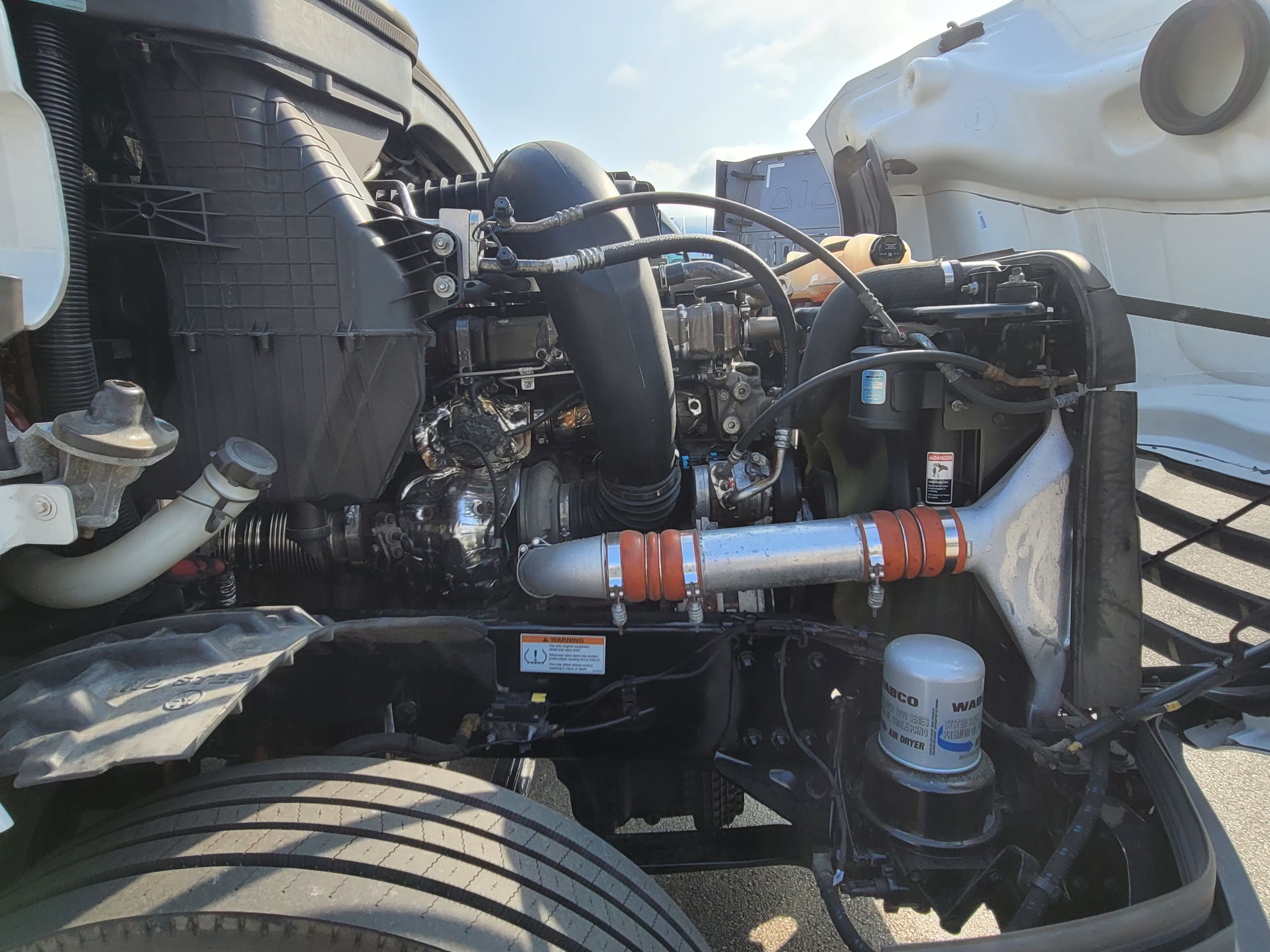 2022 Freightliner Cascadia 126 image 7