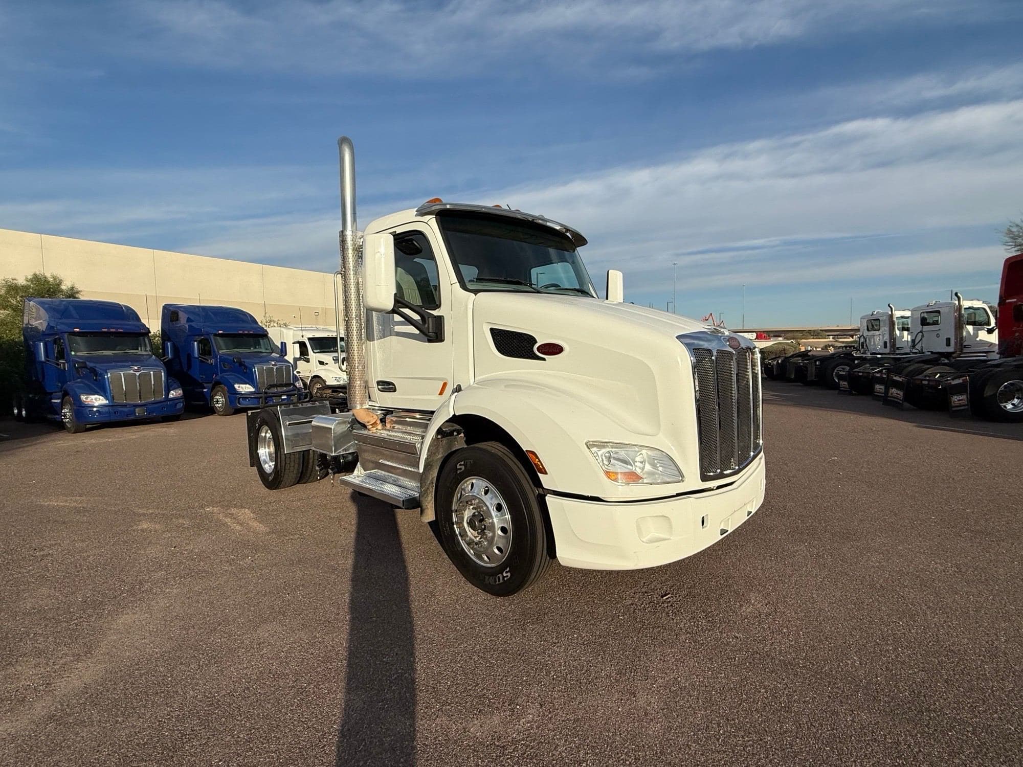 2020 Peterbilt 579 image 7