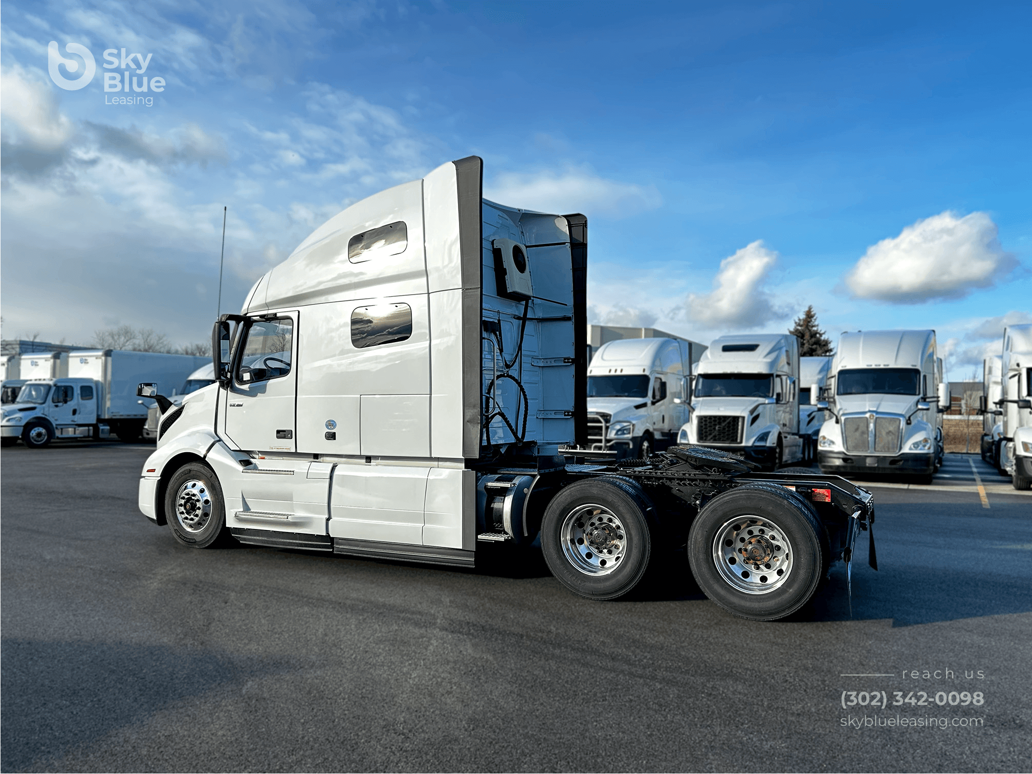 2025 Volvo VNL image 5