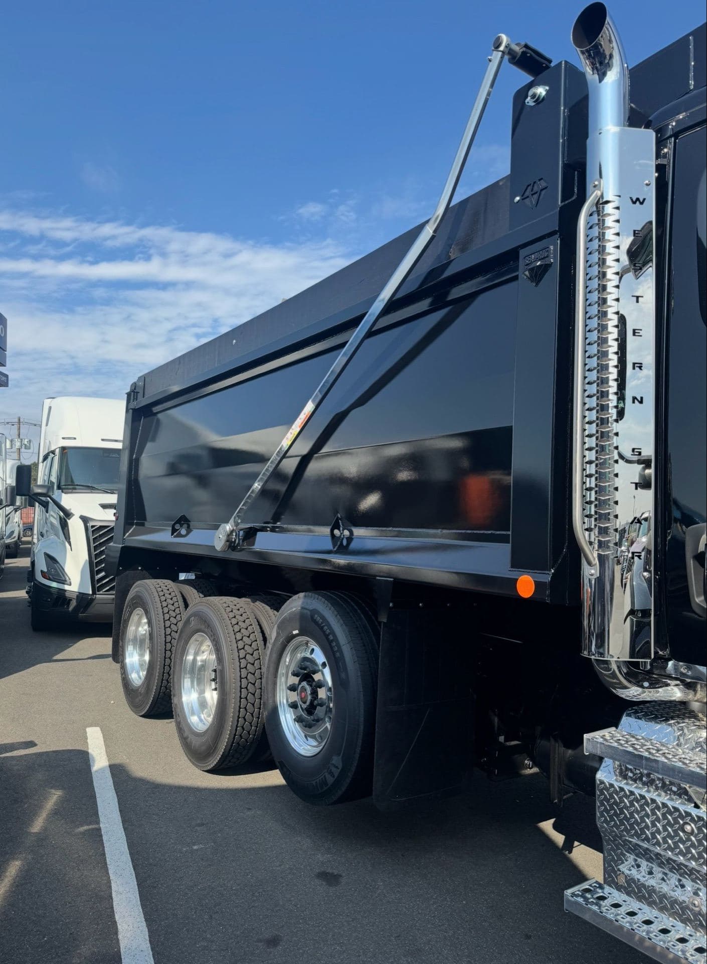 2027 Western Star 49X Chassis image 6