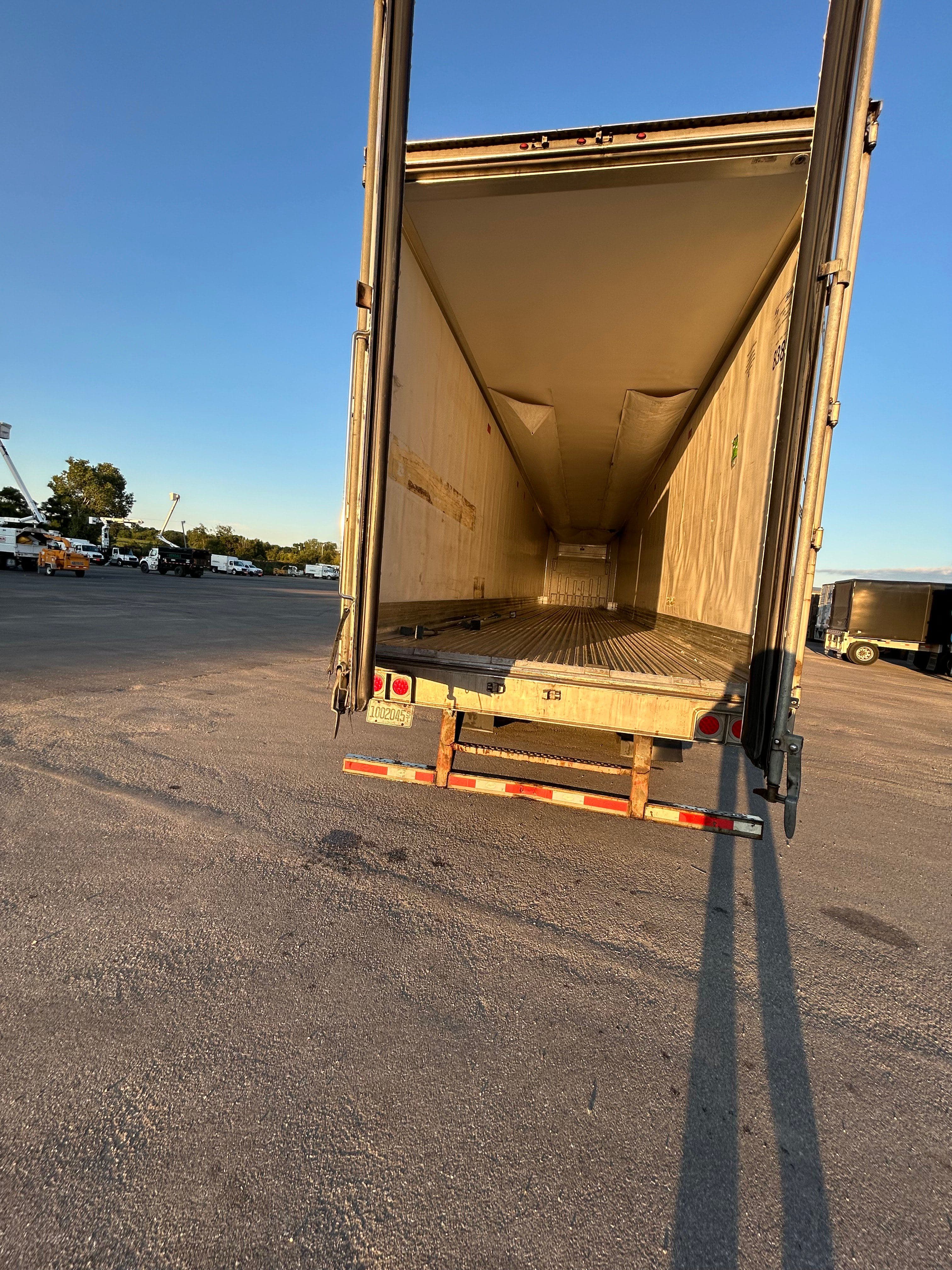 2017 Utility Reefer image 6