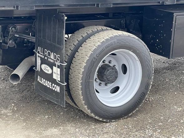 2024 Ford F550 image 12