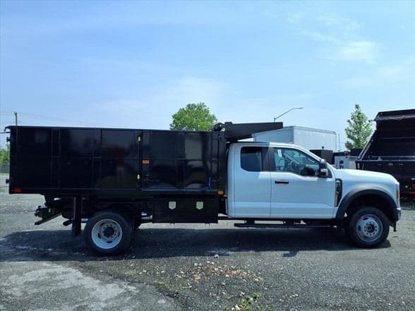 2026 Ford F450 XL SD image 3