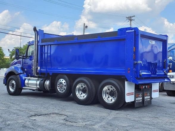 2025 Kenworth T880 image 5