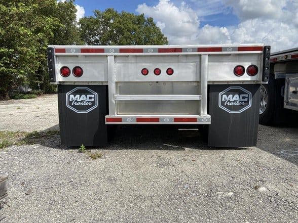 2025 Mac Trailer Mfg 1650 Cft image 5
