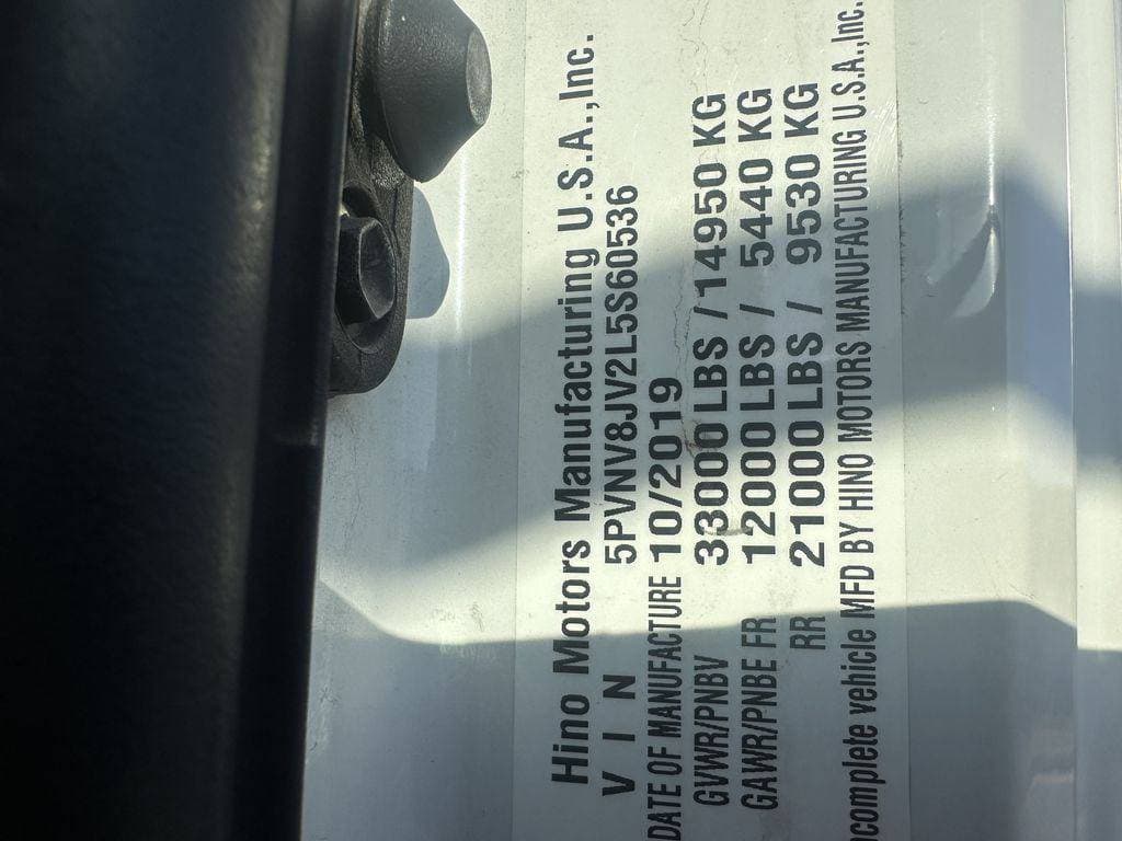 2020 Hino 338 image 10