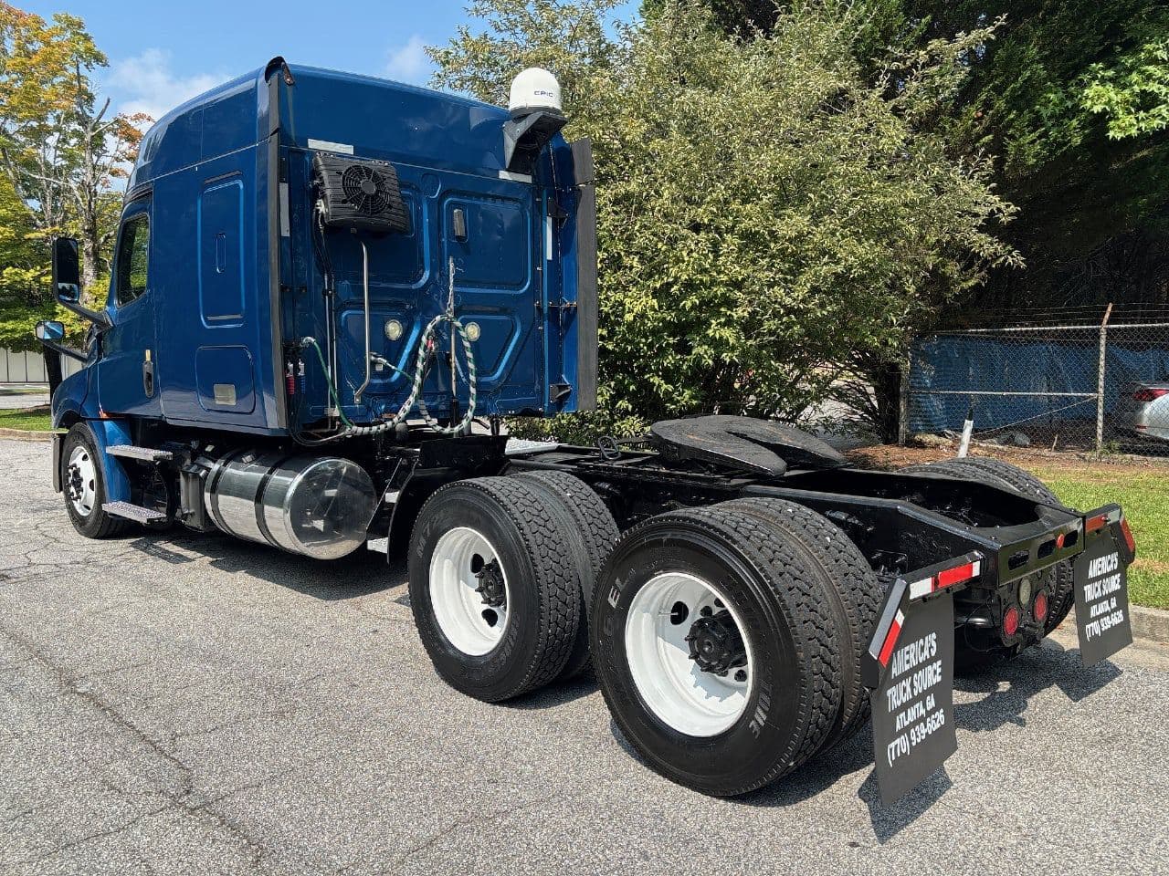 2020 Freightliner Cascadia 126 image 8