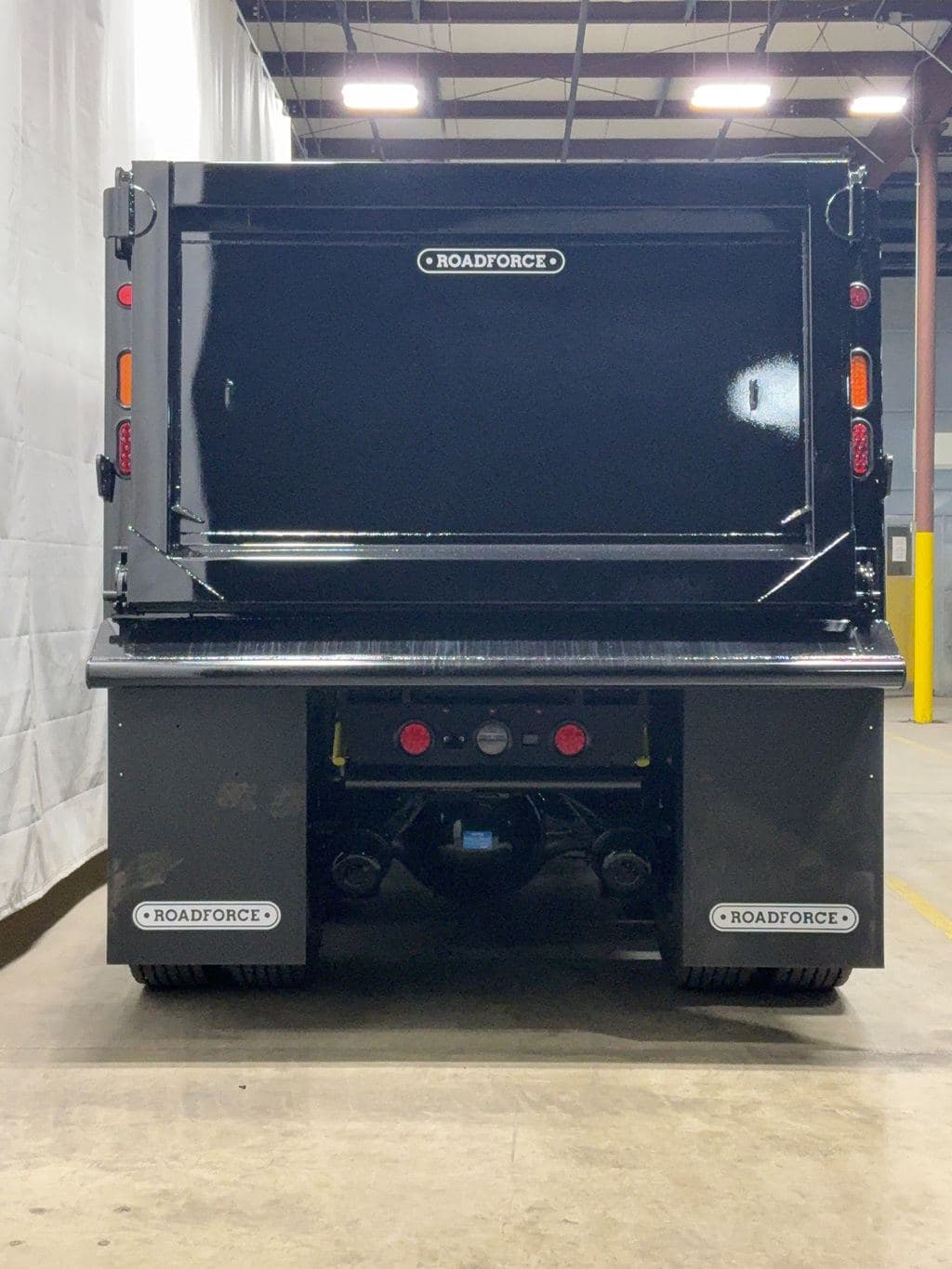 New 2026 KENWORTH T880 image 3