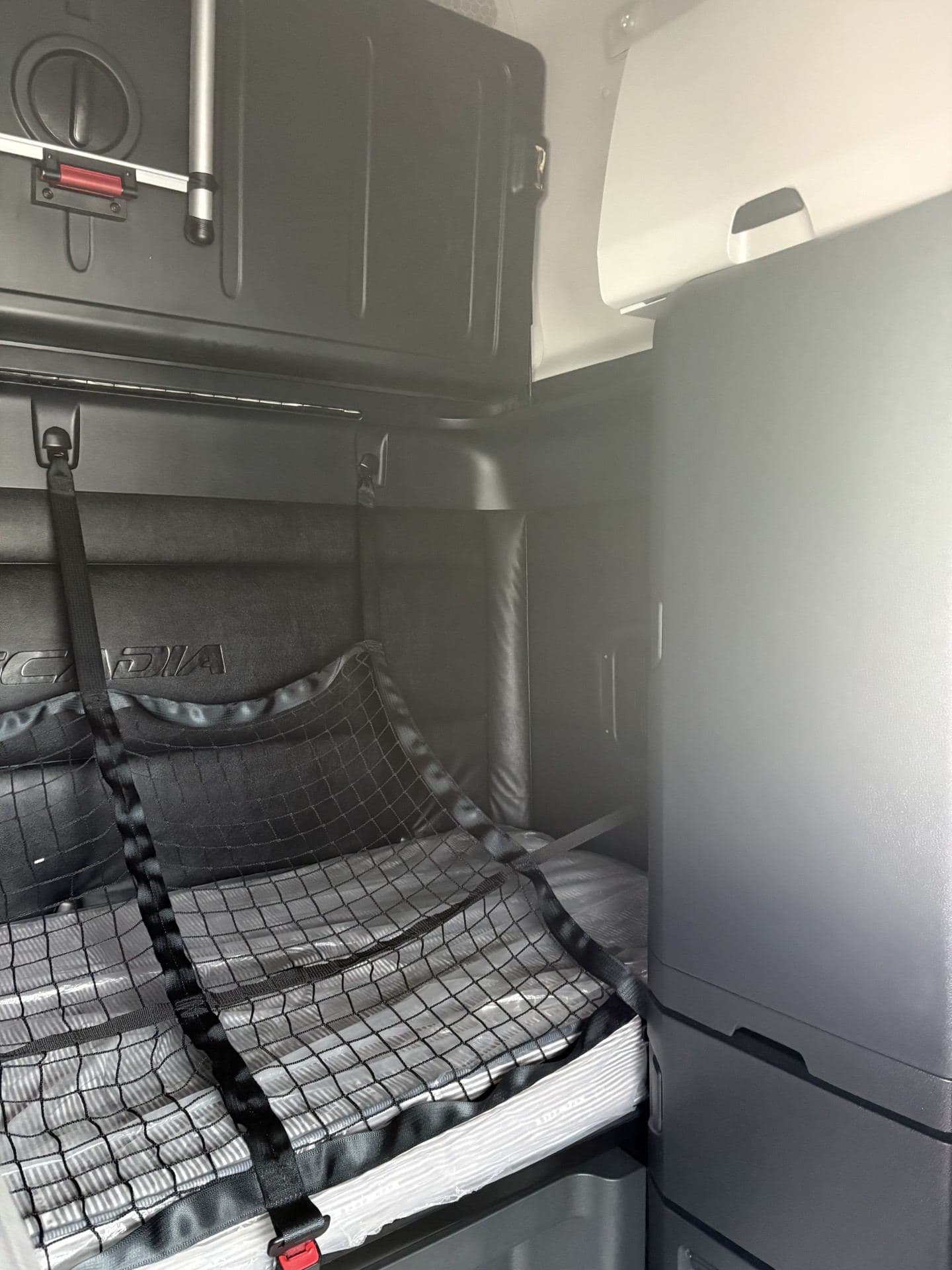 2023 Freightliner Cascadia 126 image 8