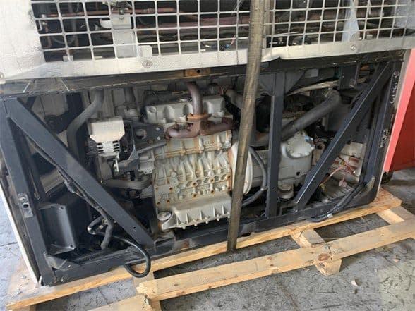 2017 CARRIER 7500 X4 W/ FUEL TANK image 9