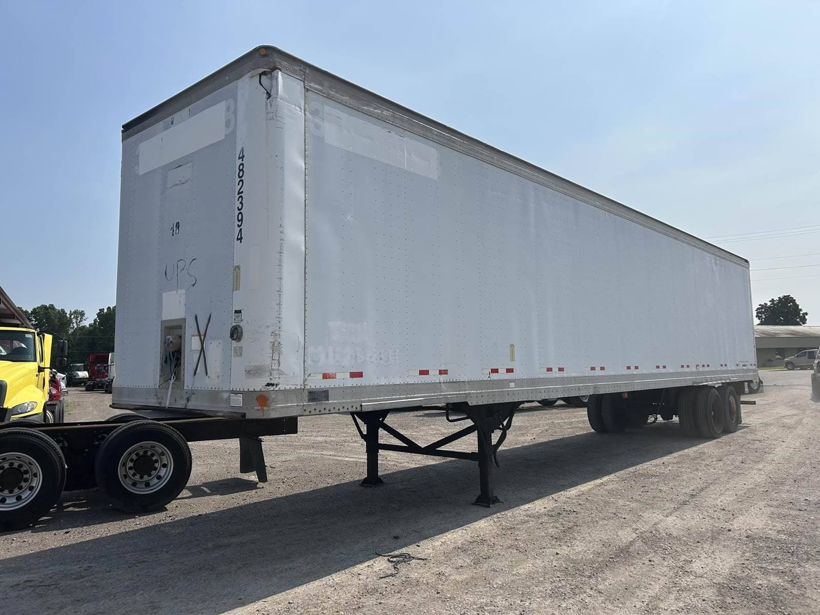 2000 Great Dane 53` Dry Van Trailer image 1