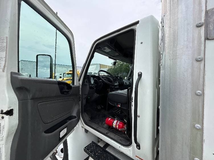 2022 International MV607 Box Truck - 220HP, 6 Speed Automatic, Roll up Door image 16