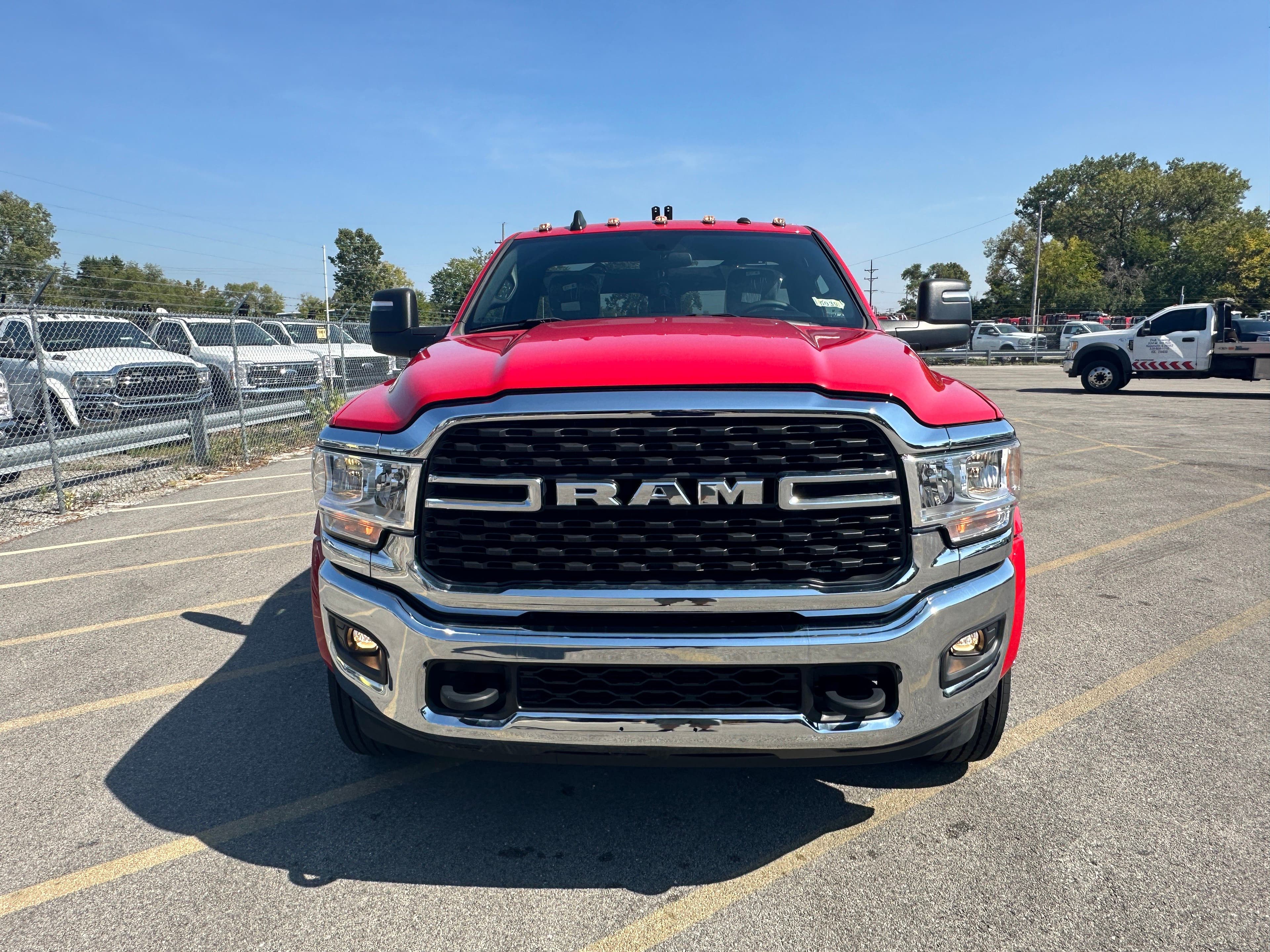 2024 Ram 4500 Chassis SLT *CALIFORNIA COMPLIANT* VULCAN 812*  (SK#: 5939C)  image 5